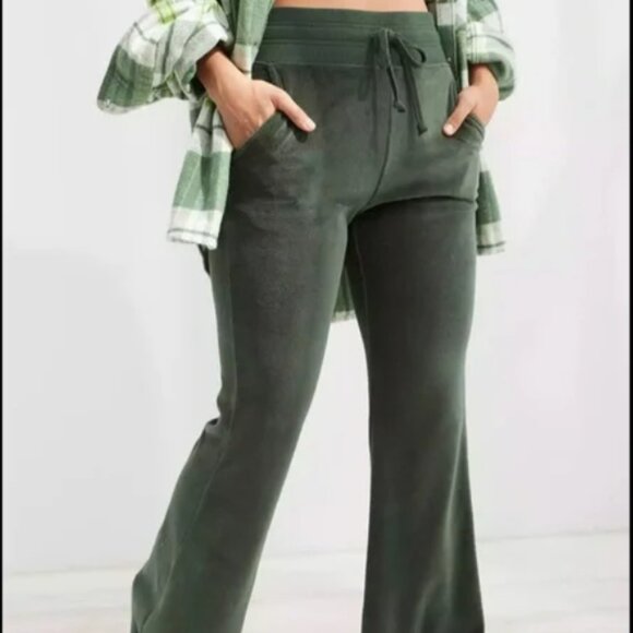 aerie Pants - Aerie Green Velour Flared Lounge Pants - Size XS